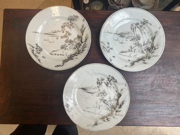 Collection vari&eacute;e en porcelaine de Chine en grisaille et famille rose, Yongzheng/Qianlong