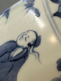 Een Chinese blauw-witte vaas met een geleerde, Ming