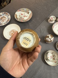 Een gevarieerde collectie Chinees famille rose en Imari-stijl porselein, Yongzheng en later