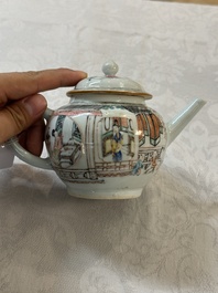 Th&eacute;i&egrave;re en porcelaine de Chine famille rose &agrave; d&eacute;cor de dames d'honneur et d'enfants, Yongzheng