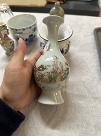 A varied collection of Chinese blue and white and famille rose porcelain, 18th C. and later