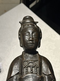 Sculpture de Guanyin en bronze, Chine, Ming