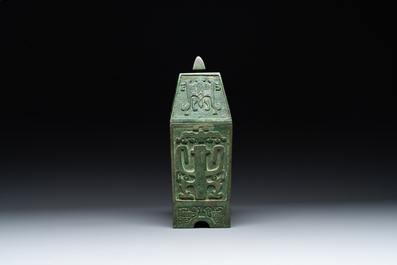 A rare large and inscribed archaistic bronze wine vessel, 'fang yi 方彝', Song/Ming