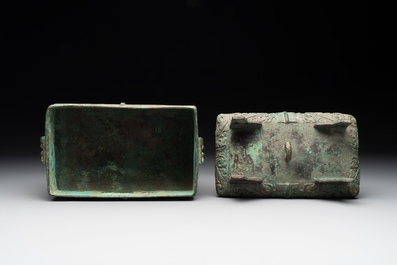A very rare bronze food vessel and cover, 'fang xu 方盨', middle Western Zhou