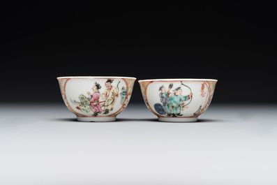 A pair of fine Chinese Canton famille rose cups, Yongzheng
