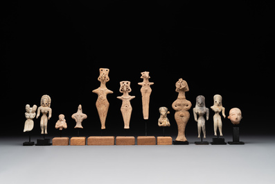 An exceptional collection of terracotta idols, Mehrgarh, Syro-Hittite states and Indus Valley, 35th/3rd C. B.C.