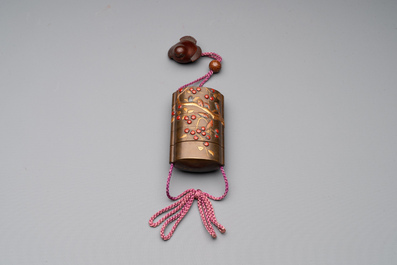A Japanese lacquerware inro with a bird-shaped netsuke, a wooden 'fox' mask and a silver box, Chang Jia Zhai 常嘉斋 mark, 19th C.