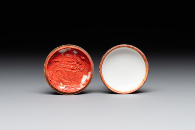 Three Chinese famille rose seal paste boxes, Qianlong and Yang He Tang 養和堂 mark, 20th C.