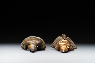 Four various Burmese bronze Buddhas, 15/17th C.