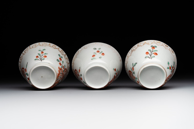 Six Japanese Dutch-decorated or Amsterdams bont 'William and Mary' cups and saucers, Edo, 18th C.