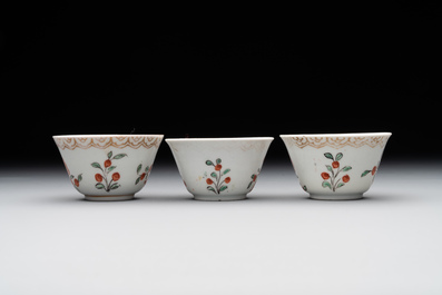 Six Japanese Dutch-decorated or Amsterdams bont 'William and Mary' cups and saucers, Edo, 18th C.