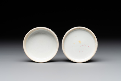 A varied collection of thirteen pieces Chinese famille rose and verte porcelain, 19th C.