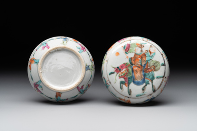 A varied collection of thirteen pieces Chinese famille rose and verte porcelain, 19th C.