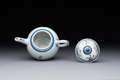 A Chinese famille verte teapot and a famille rose black-ground teapot, Kangxi/Yongzheng
