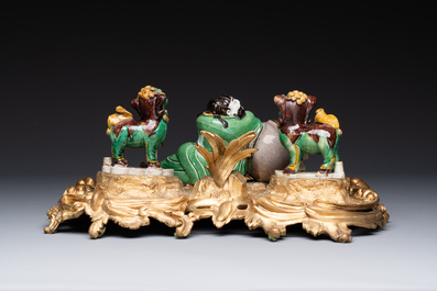 A French ormolu inkwell inset with Chinese verte biscuit porcelain, 19th C. and Kangxi