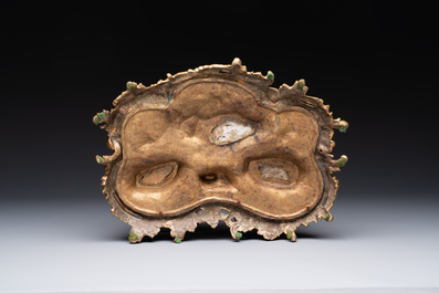 A French ormolu inkwell inset with Chinese verte biscuit porcelain, 19th C. and Kangxi