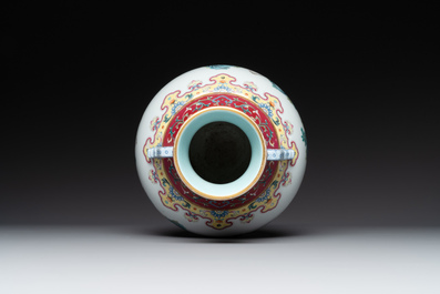 A Chinese famille rose 'mountainous landscape' vase, Qianlong mark, 19/20th C.