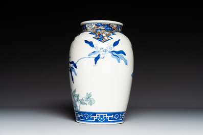 A fine Japanese blue, white and copper-red vase, Kato Shigeju 加藤繁十 mark, 19th C.
