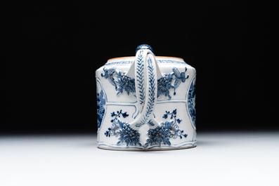 A Chinese blue and white teapot depicting the Whampoa Pagoda and the Pearl River, Qianlong