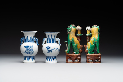 A pair of Chinese blue and white vases, a pair of sancai Buddhist lions, a famille rose ewer and a teapot, 19th C.