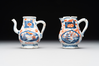 A varied collection of fourteen Chinese Imari-style wares, Kangxi/Qianlong