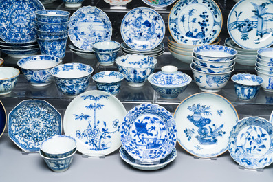 A very extensive collection of Chinese cups and saucers, Kangxi and later