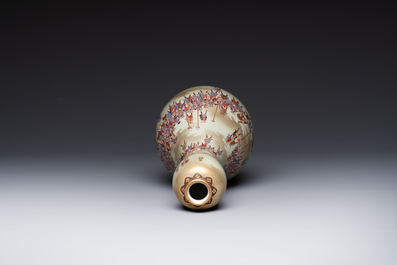 A rare Japanese Kutani vase, Kutani Kozan 九谷光山 mark, Meiji, 19th C.