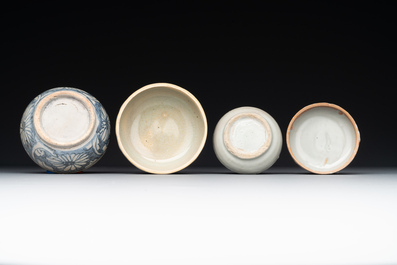 A varied collection of 22 Chinese blue and white jarlets, covered boxes and miniature vases, Ming