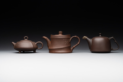 A collection of 20 Chinese Yixing stoneware teapots, 20th C.