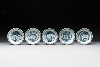 A collection of 11 Chinese blue and white wares, Ming