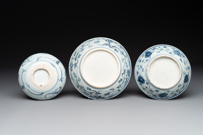 A collection of 11 Chinese blue and white wares, Ming