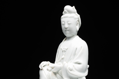 A Chinese Dehua blanc de Chine Guanyin, 19th C.