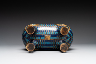 A pair of extremely rare Chinese ram-shaped cloisonn&eacute; candelabra, 18/19th C.