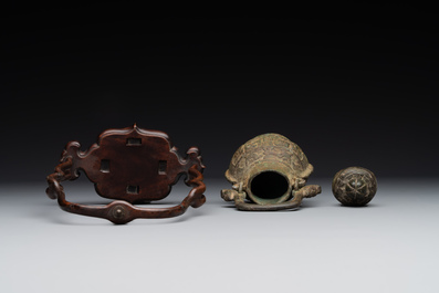 A varied collection of five Chinese bronze objects, 4th C. B.C./15th C.