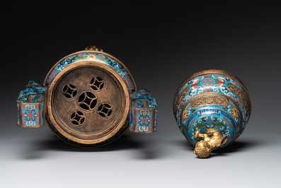A pair of Chinese cloisonn&eacute; censers with covers and stands, 19/20th C.