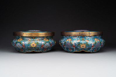 A pair of Chinese cloisonn&eacute; censers with covers and stands, 19/20th C.