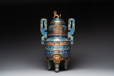 A pair of Chinese cloisonn&eacute; censers with covers and stands, 19/20th C.