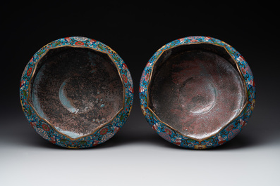 A pair of Chinese cloisonn&eacute; censers with covers and stands, 19/20th C.