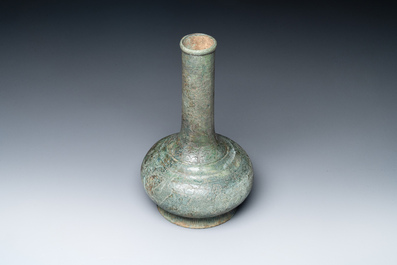 An unusual Chinese archaic bronze arrow vase, 'touhu 投壺', Han