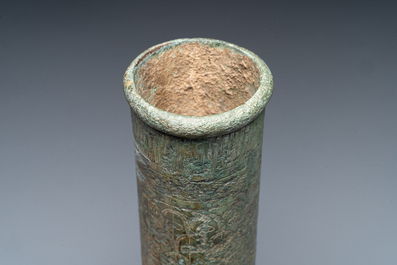 An unusual Chinese archaic bronze arrow vase, 'touhu 投壺', Han