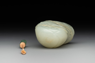 A fine Chinese celadon jade 'dragonfly' snuff bottle and stopper, Daoguang
