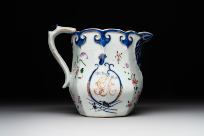 Two Chinese Canton famille rose plates and a ewer, 18/19th C.
