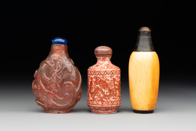 A group of six various Chinese snuff bottles, 19/20th C.