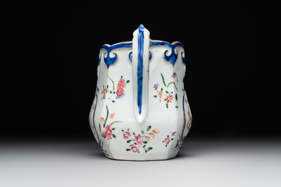 Two Chinese Canton famille rose plates and a ewer, 18/19th C.