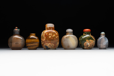 Six Chinese hardstone and agate snuff bottles, 19/20th C.