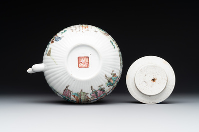 A Chinese famille rose ink set and a teapot, Tongzhi mark, 19th C.