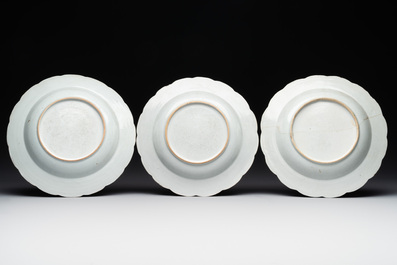Eleven Chinese famille rose plates and dishes with fine floral design, Qianlong