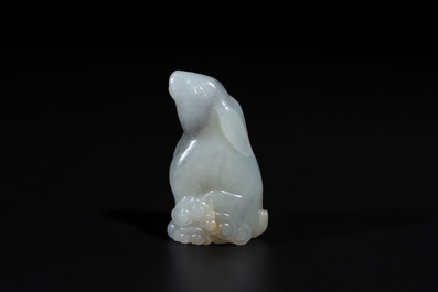 A Chinese grey jade carving of a hare, Qing