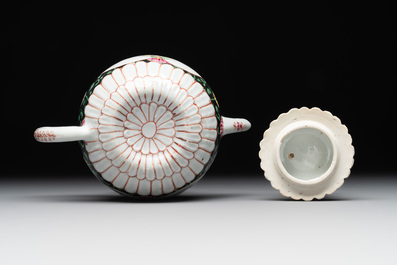 A Chinese famille rose black-ground teapot with cover and stand and a sauce boat, Qianlong