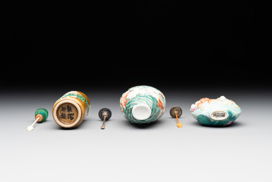 Three Chinese famille rose moulded snuff bottle, Ying Chuan Zhen Cang 穎川珍藏 mark, 19th C.